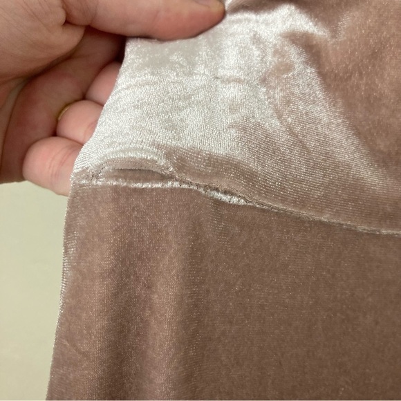 REVELRY Dawson Velvet Dress - Picture 14 of 16